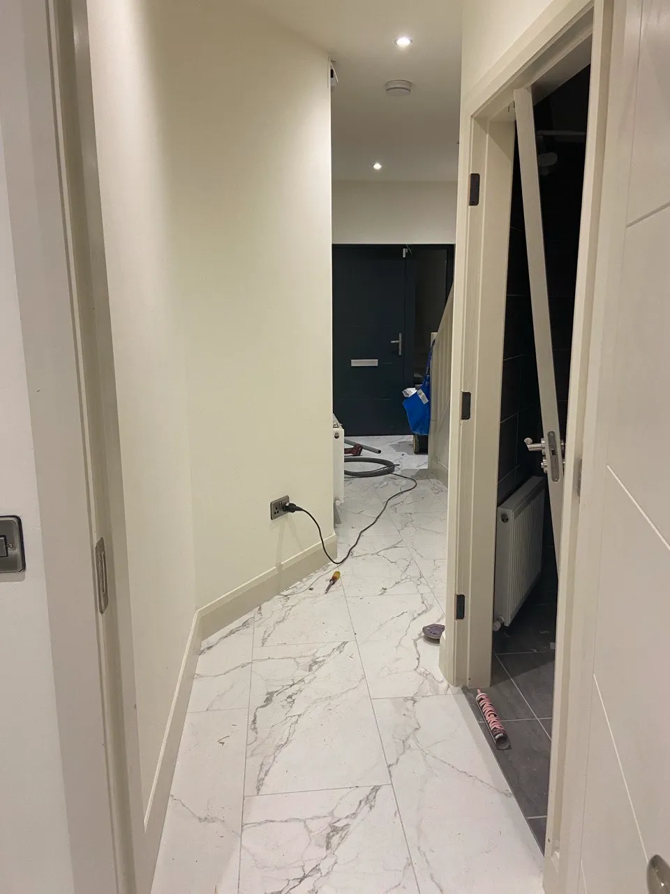 High quality wall painting service Glasgow UK