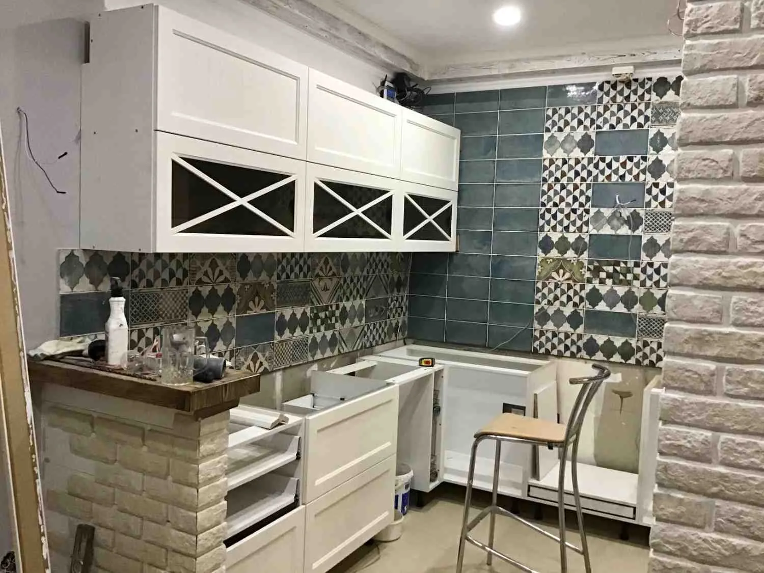 Expert interior decorating tools and finishes